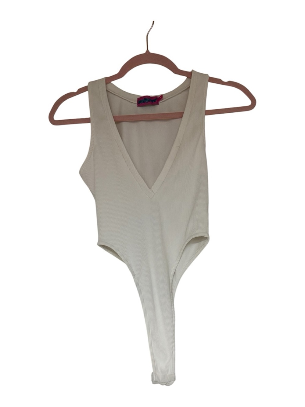 Edikted White Ribbed V-Neck high cut  Bodysuit - Picture 2 of 5